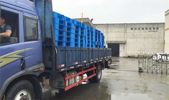 匯源塑膠定制中空板周轉(zhuǎn)箱等產(chǎn)品的服務流程？