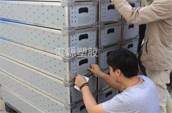 中空板周轉(zhuǎn)箱