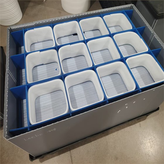 圍板箱內(nèi)置保溫棉